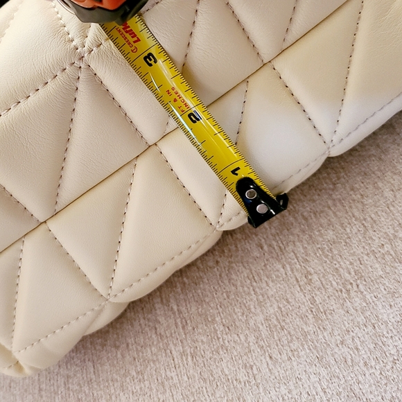 ππ€Zara handbag! THE handbag to have right now! - Picture 7 of 9